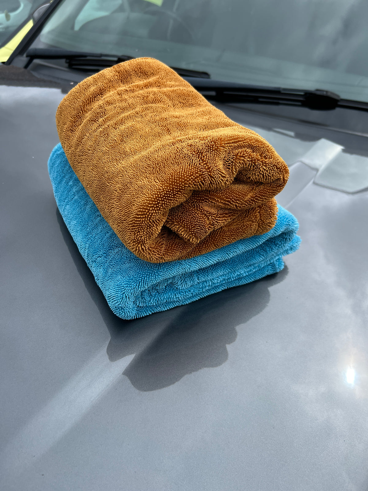 Twisted Loop Drying Towel 1400GSM