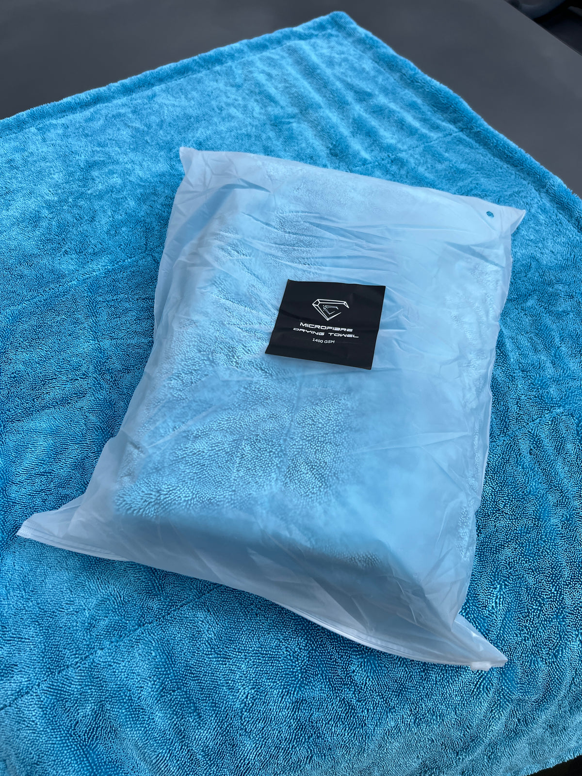 Twisted Loop Drying Towel 1400GSM